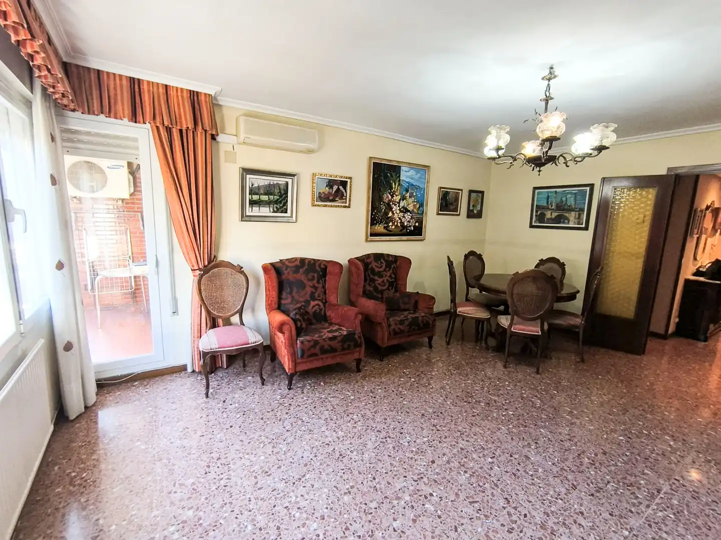 Dining room of Flat for sale in Zaragoza  with Air Conditioner, Heating and Terrace