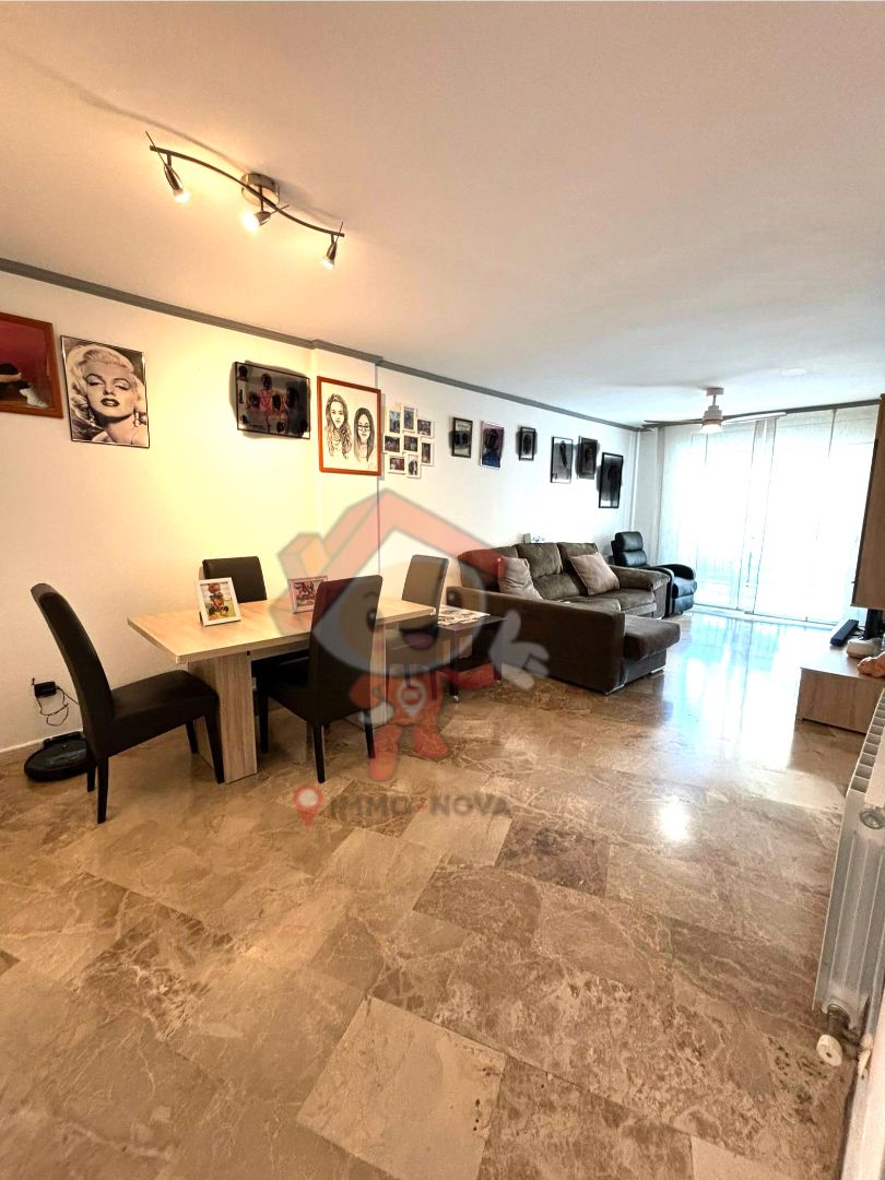 Sala d'estar de Pis en venda en Mataró amb Aire condicionat, Calefacció i Balcó