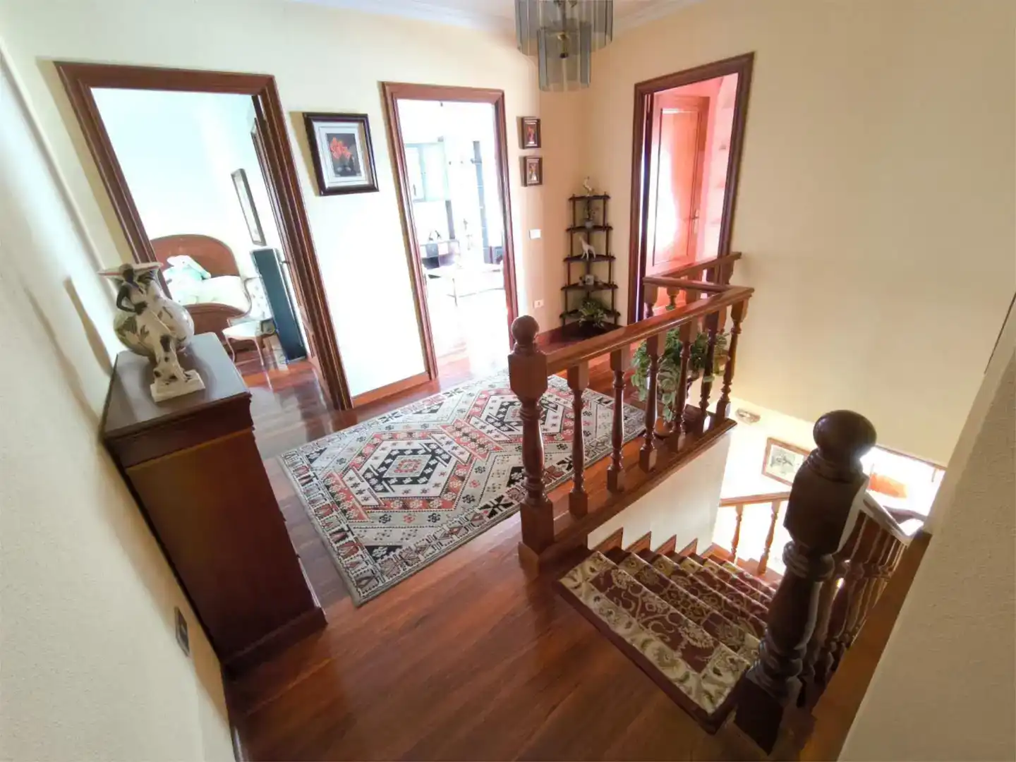 Casa adosada en venta en Vigo  con Parquet, Trastero y Amueblado