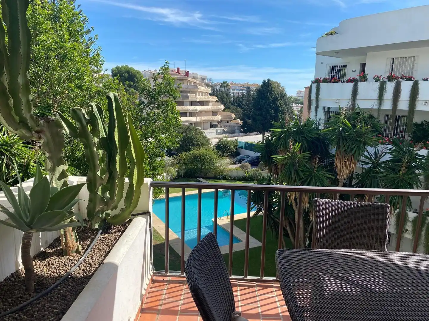 Vista exterior de Piso de alquiler en Marbella con Amueblado y Se aceptan mascotas