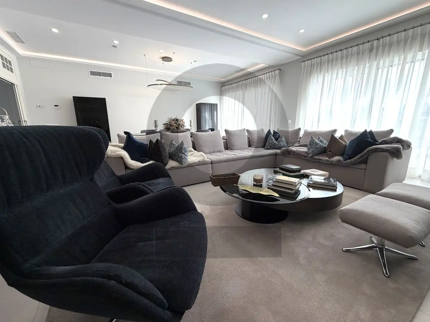 Sala de estar de Casa o chalet en venta en Majadahonda con Aire acondicionado, Calefacción y Jardín privado