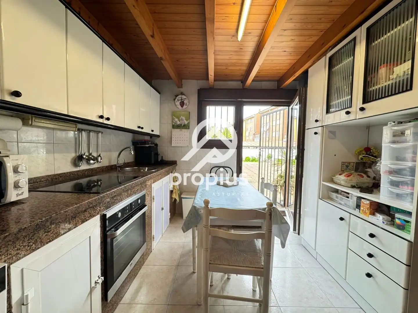 Küche von Maisonette zum Verkauf in Llanes mit Heizung und Möbliert