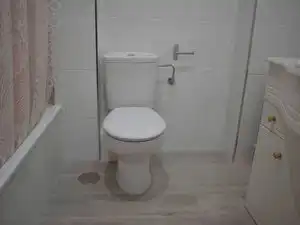 Bany de Pis de lloguer en Ciudad Real amb Moblat i Balcó