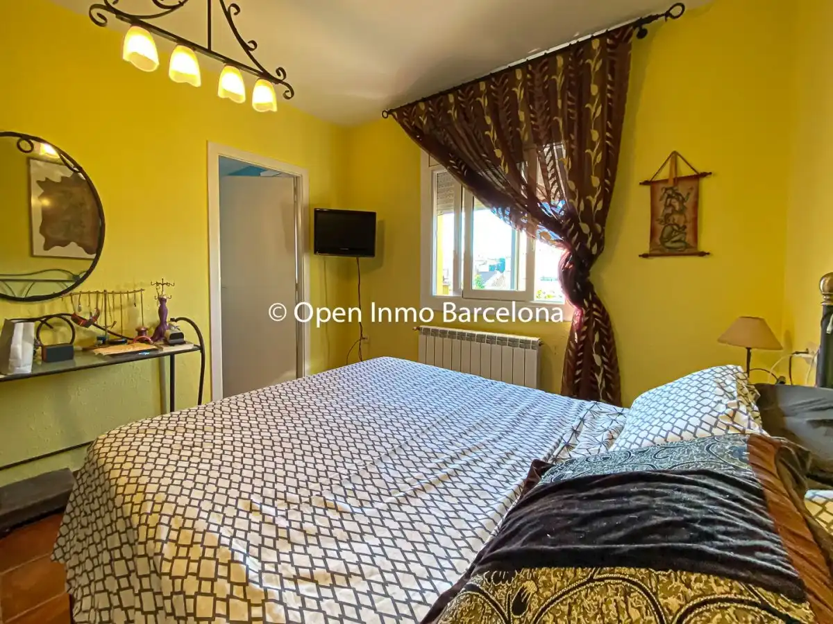 Houses for sale in Avenida MONTSENY, Mas d'En Serra - Els Cards