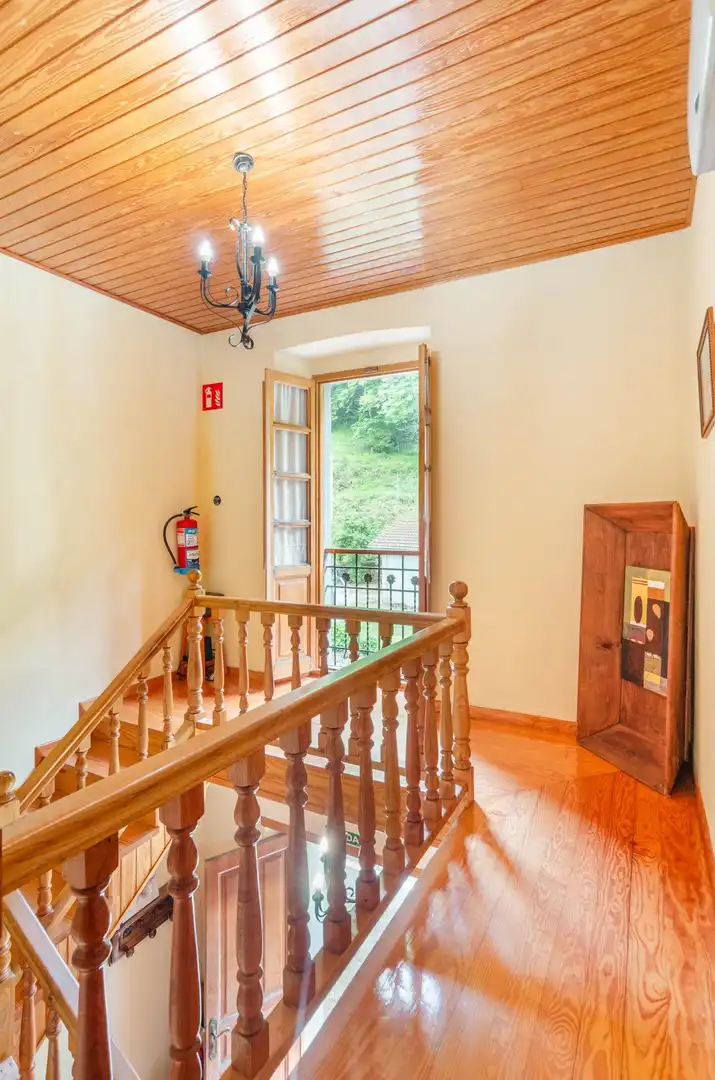 Casa adosada en venta en Somiedo con Calefacción, Jardín privado y Trastero