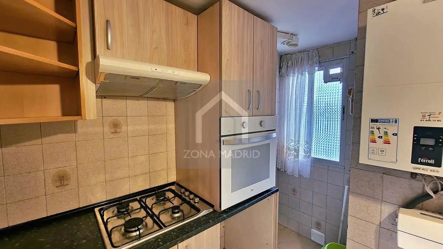 Kitchen of Flat for sale in Tetuán