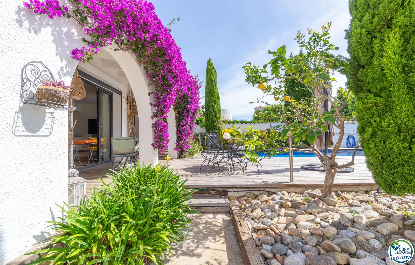 Terrassa de Casa o xalet en venda en Empuriabrava amb Aire condicionat, Piscina i Moblat