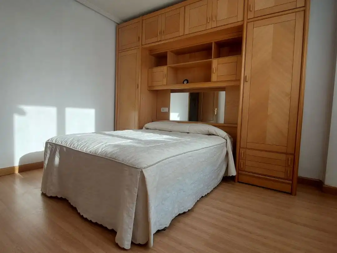 Schlafzimmer von Wohnung zur Miete in San Andrés del Rabanedo pueblo