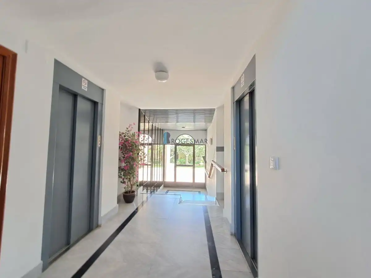 Apartamento de alquiler en Benicasim / Benicàssim con Amueblado y Piscina comunitaria