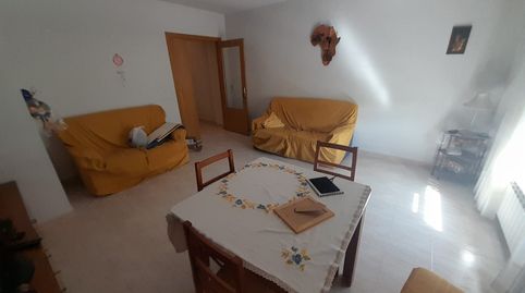 Foto 2 de Piso en venta en Calle Fernán González, PAU 2-600, Puertollano