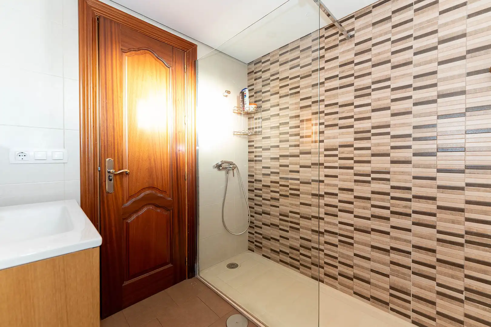 Bathroom of Attic for sale in Málaga  with Air Conditioner, Terrace and Storage room