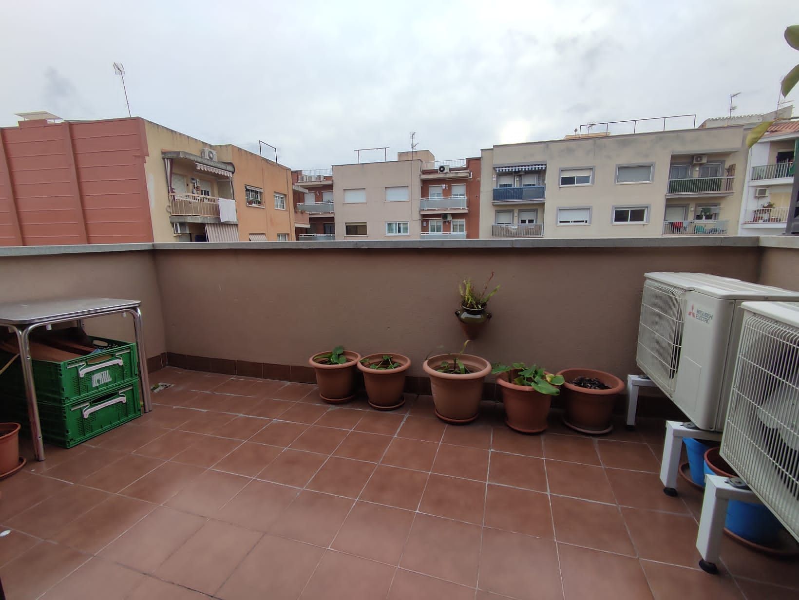 Casa adosada en venda a Centre