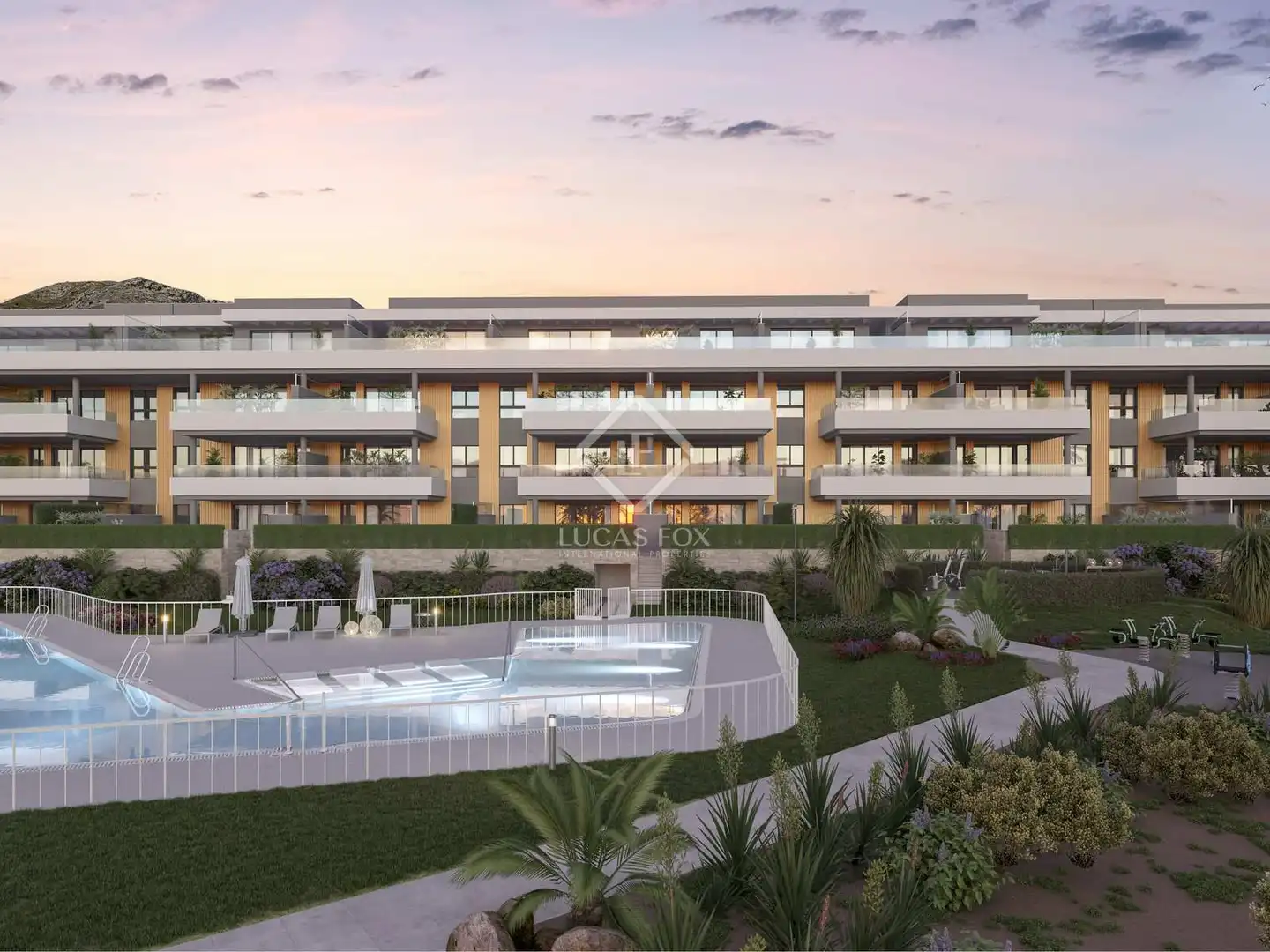 Vista exterior de Casa o xalet en venda en Torremolinos amb Aire condicionat, Calefacció i Jardí privat