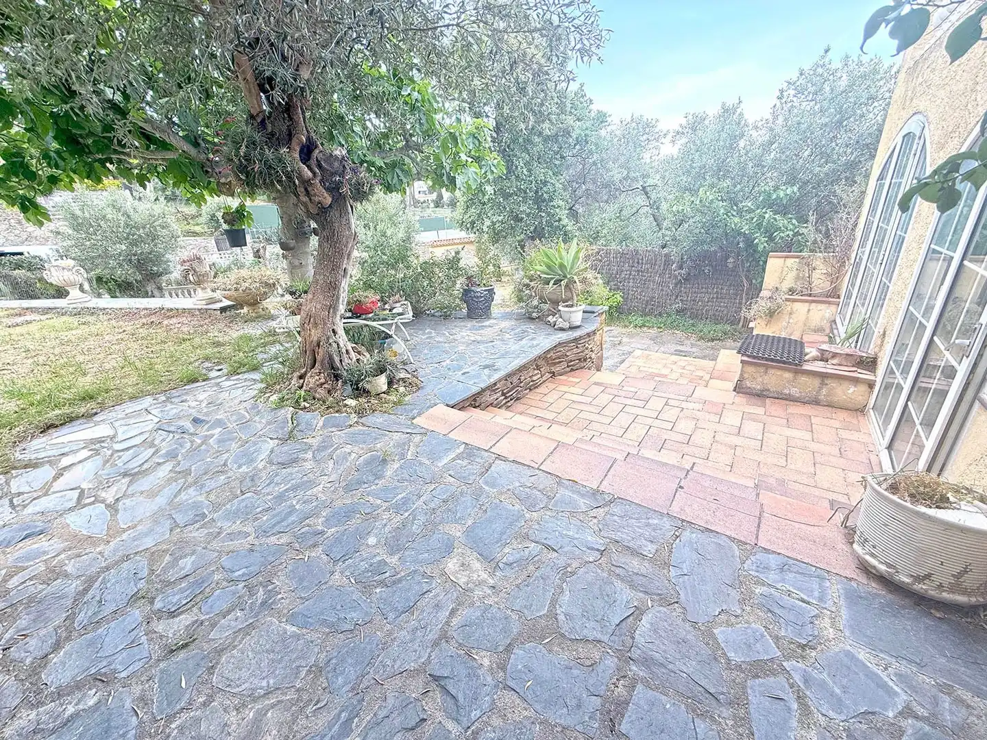 Terrassa de Casa o xalet en venda en Roses amb Aire condicionat, Calefacció i Jardí privat