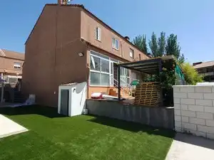 Garden of Detached homes for sale in Villanueva de la Cañada  with Air Conditioner, Heating and Private garden
