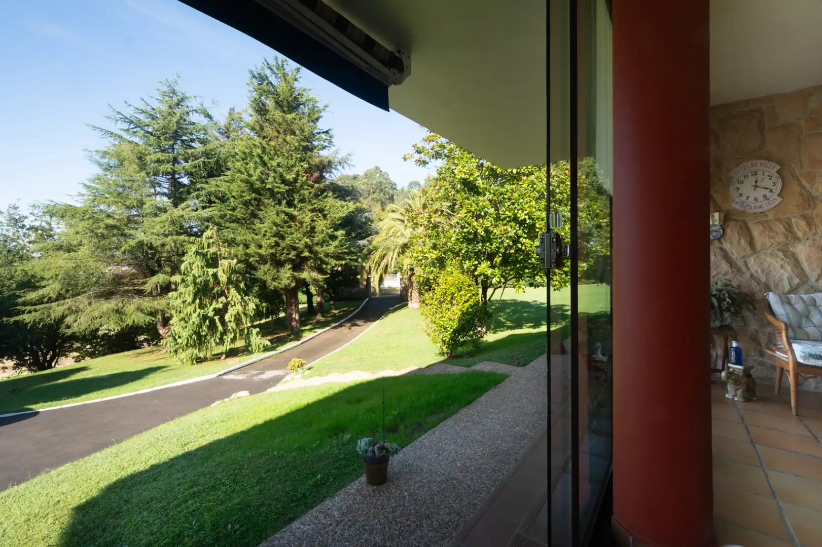 Vista exterior de Casa o chalet en venta en Somió - Cabueñes
