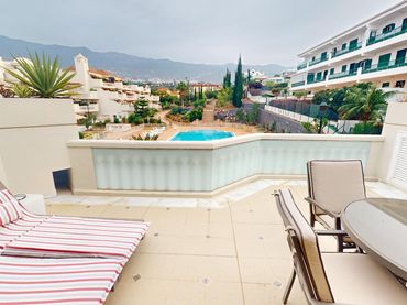 Flat with lift for sale in Calle Doctor Celestino González Padrón 4