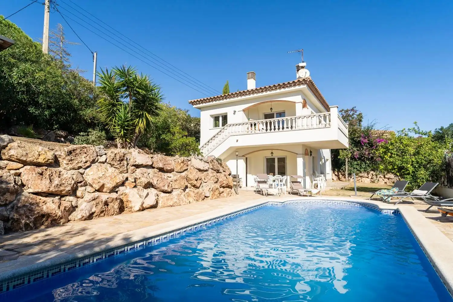 House with pool for sale in Pasaje Vall de Bianya, imagen 2