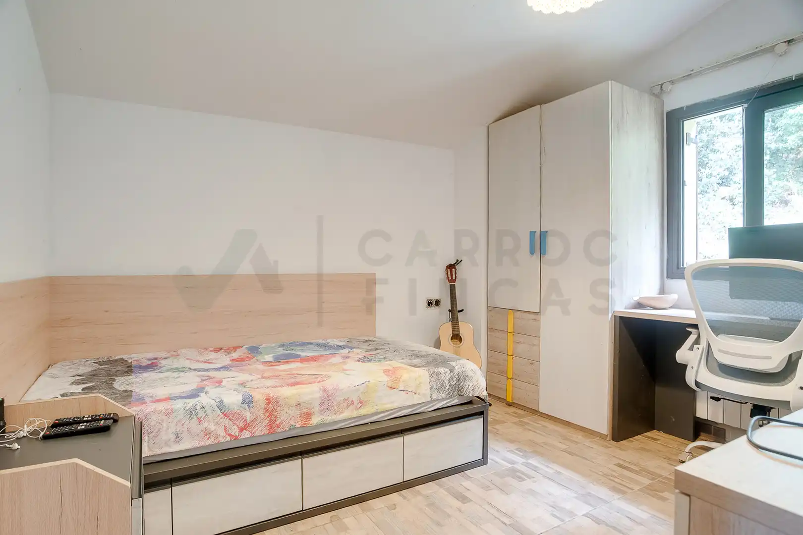 Schlafzimmer von Haus oder Chalet zum Verkauf in Vallgorguina mit Heizung, Privatgarten und Ofen