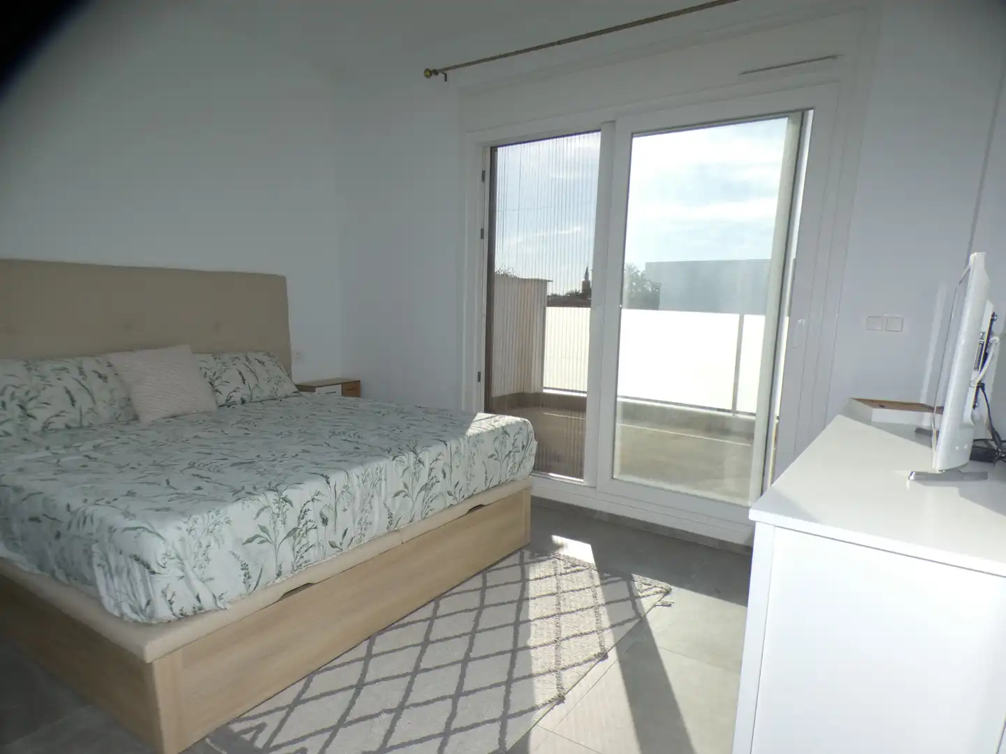 Habitación de Casa adosada en venta en San Pedro del Pinatar con Aire acondicionado, Calefacción y Jardín privado