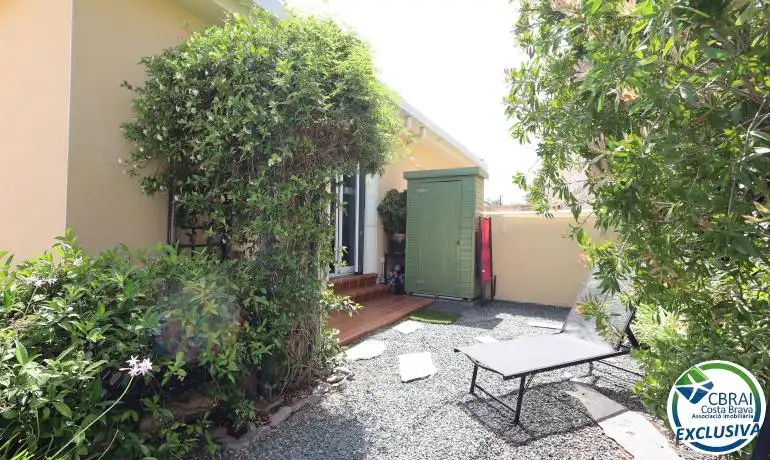 Jardín de Casa adosada en venta en Llançà con Aire acondicionado, Calefacción y Terraza