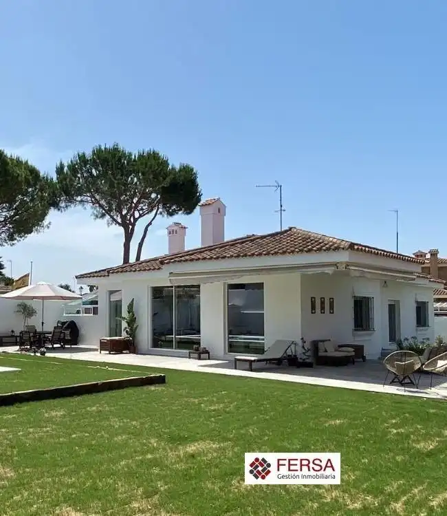 Exterior view of Houses for sale in El Puerto de Santa María  with Air Conditioner, Heating and Private garden