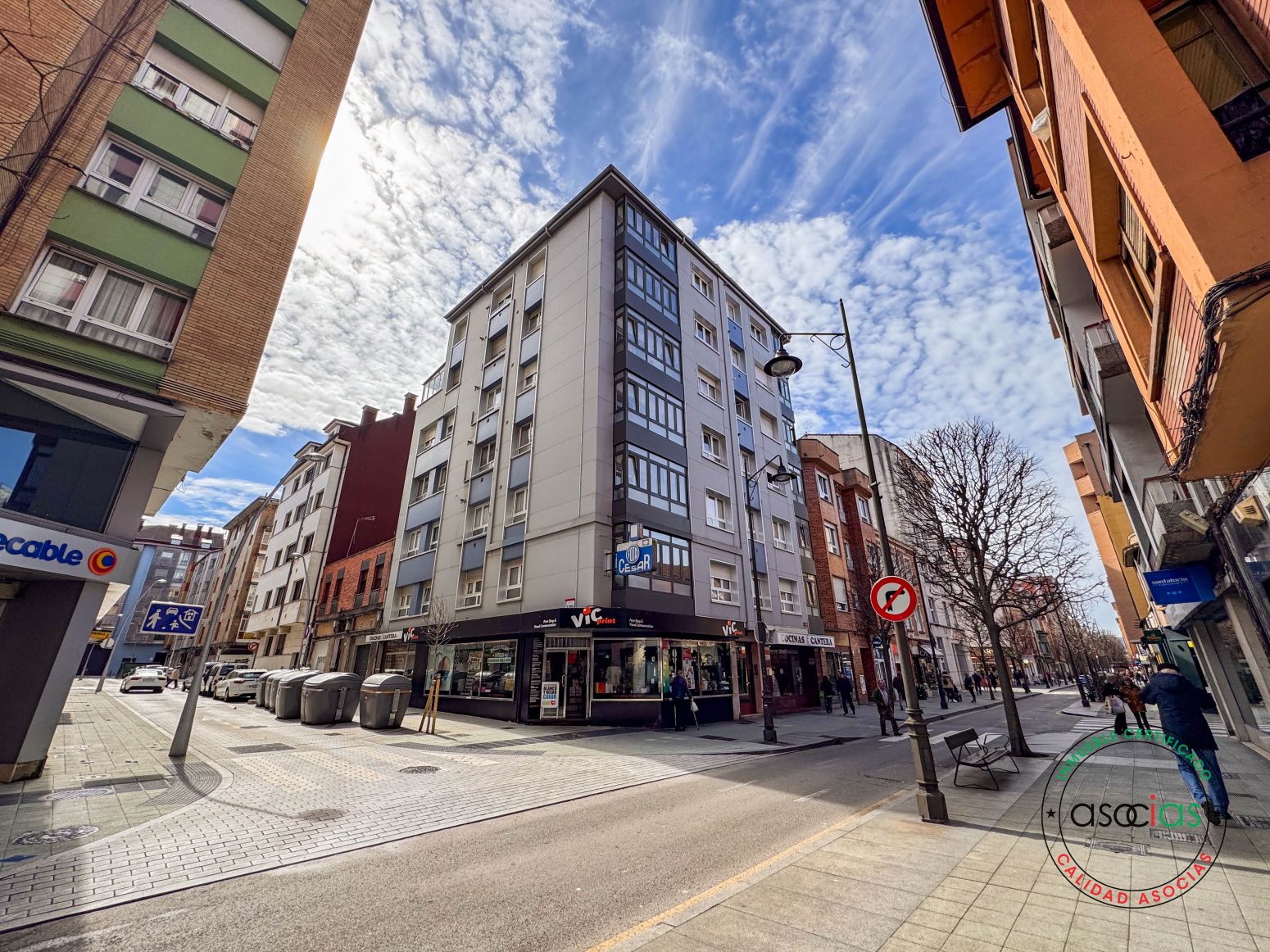 Vista exterior de Piso en venta en Gijón  con Calefacción y Balcón