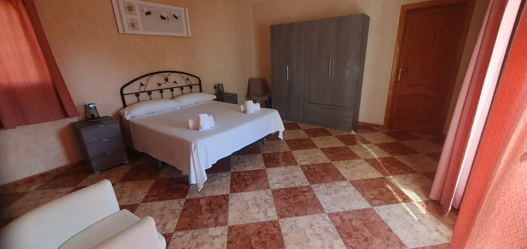 Chalet con terraza en venta en Marisol Park - Ortembach - Los Almendros, imagen 27