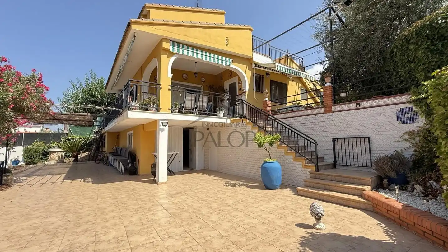 Vista exterior de Casa o chalet en venta en Carcaixent con Aire acondicionado, Jardín privado y Terraza