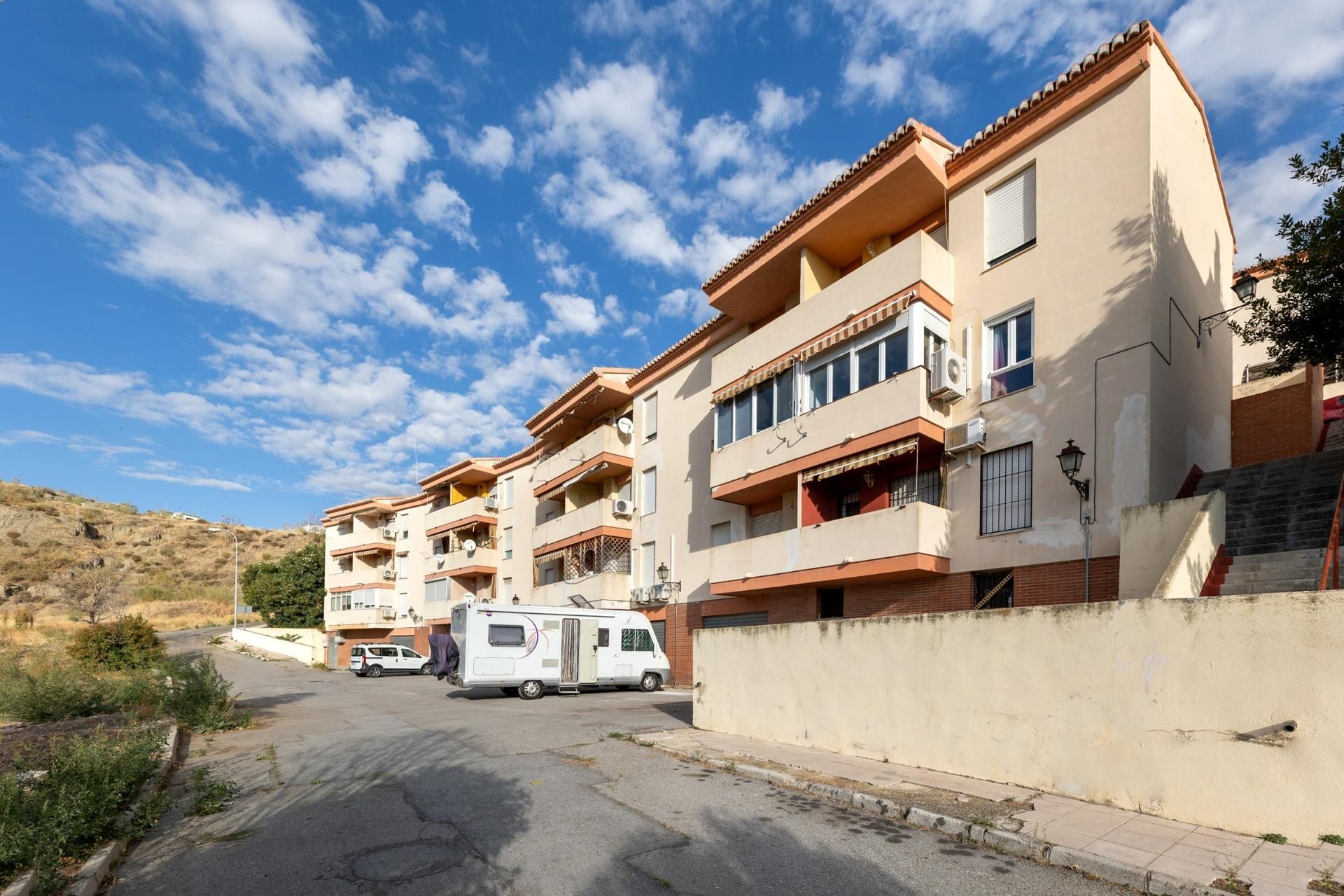 Exterior view of Flat for sale in Cenes de la Vega  with Terrace and Storage room