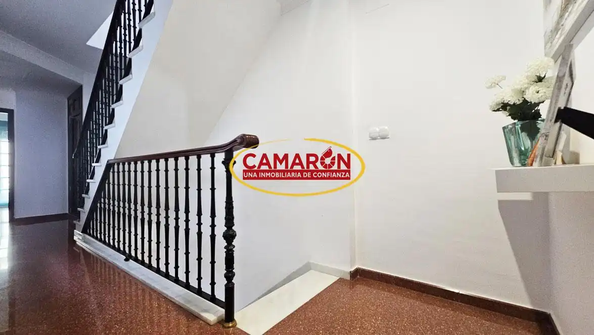Casa adosada en venta en La Puebla del Río