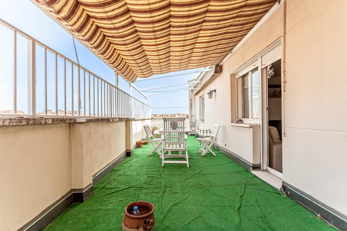 Terrassa de Àtic en venda en  Madrid Capital amb Aire condicionat, Calefacció i Jardí privat