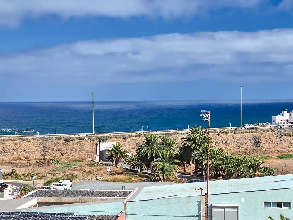 Vista exterior de Casa adosada en venta en Arucas con Terraza y Amueblado
