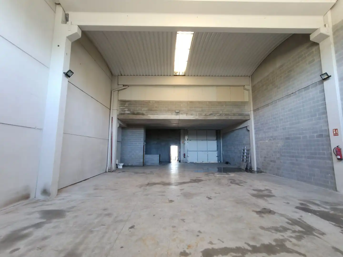 Nau industrial en venda en Begues, Barcelona
