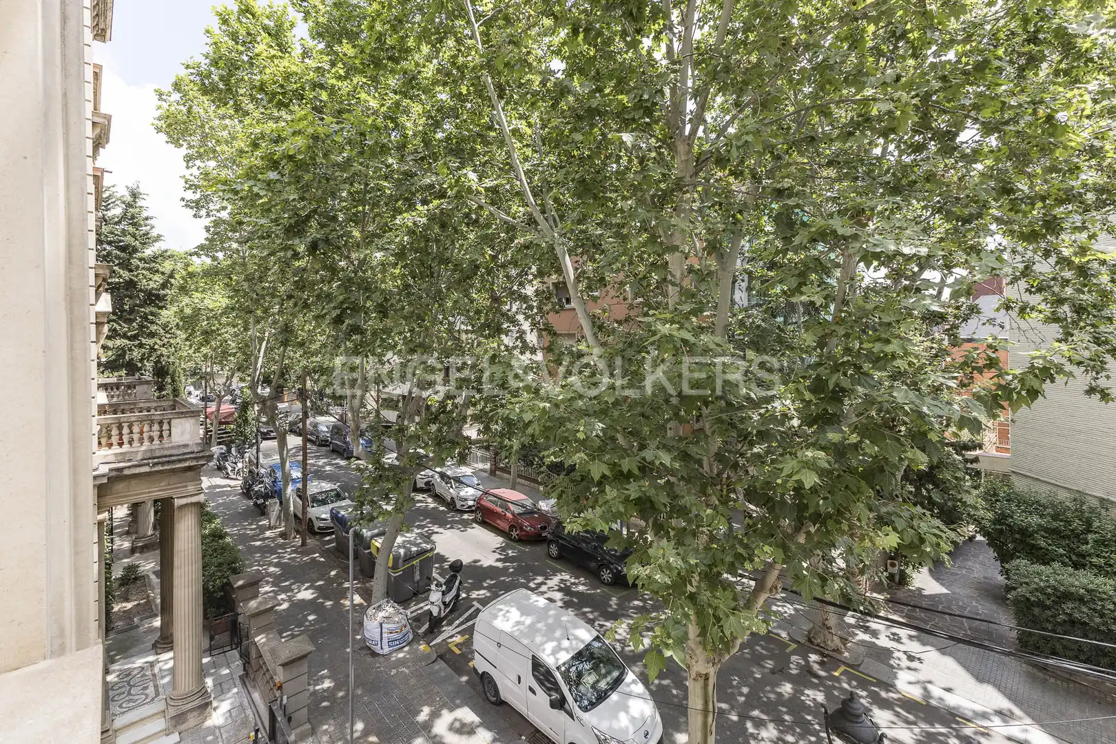 Vista exterior de Casa o chalet en venta en Barcelona con Aire acondicionado, Calefacción y Jardín privado