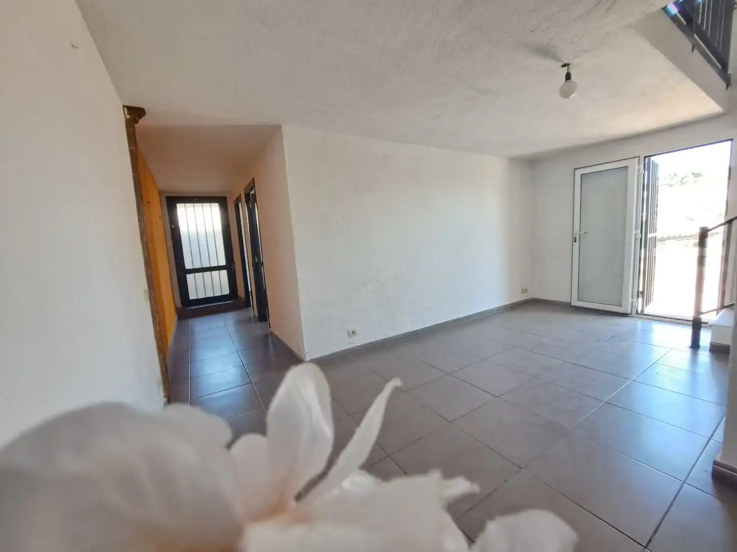 Sala d'estar de Casa o xalet en venda en Rubí