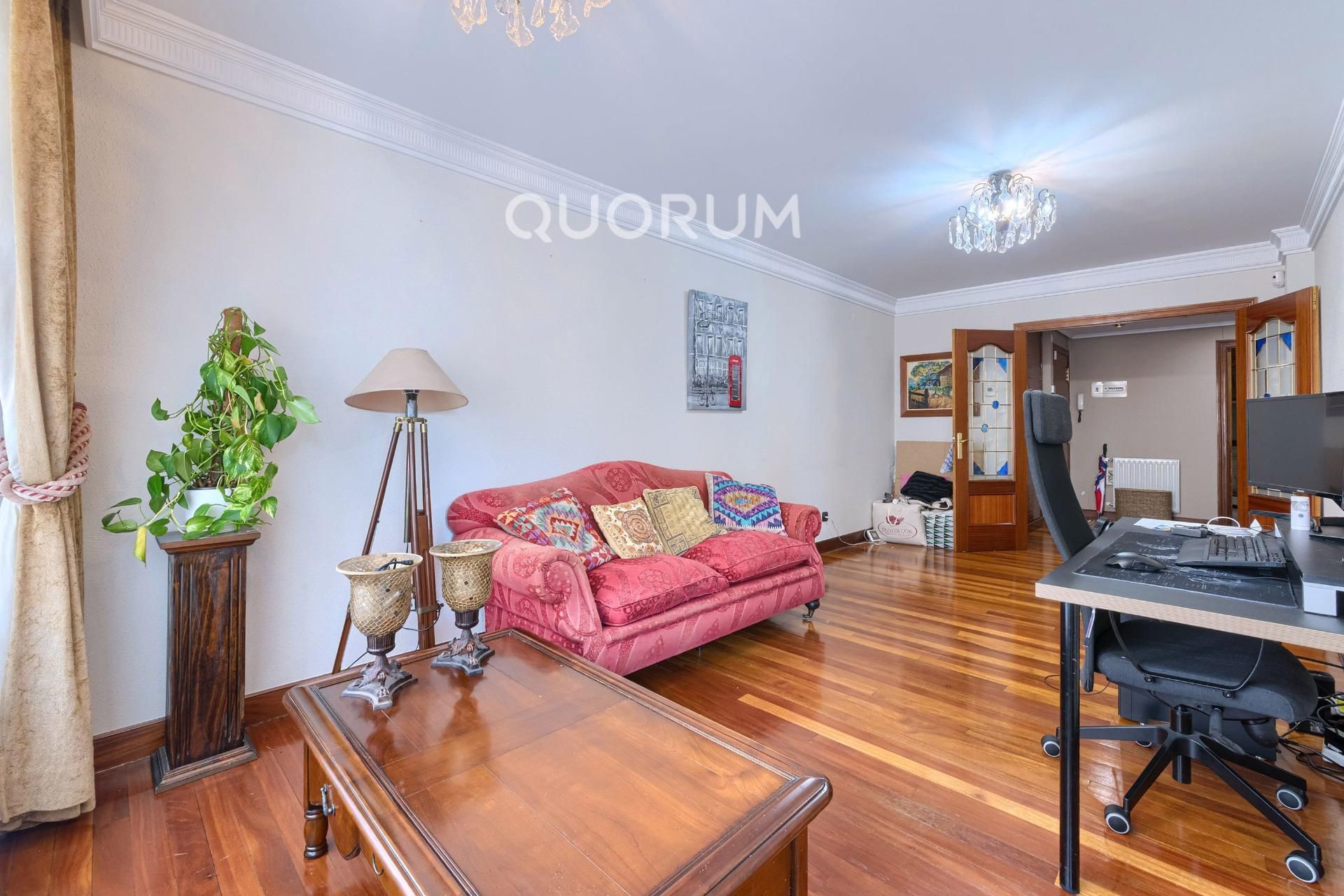 Living room of Flat for sale in Basauri   with Heating, Storage room and Balcony