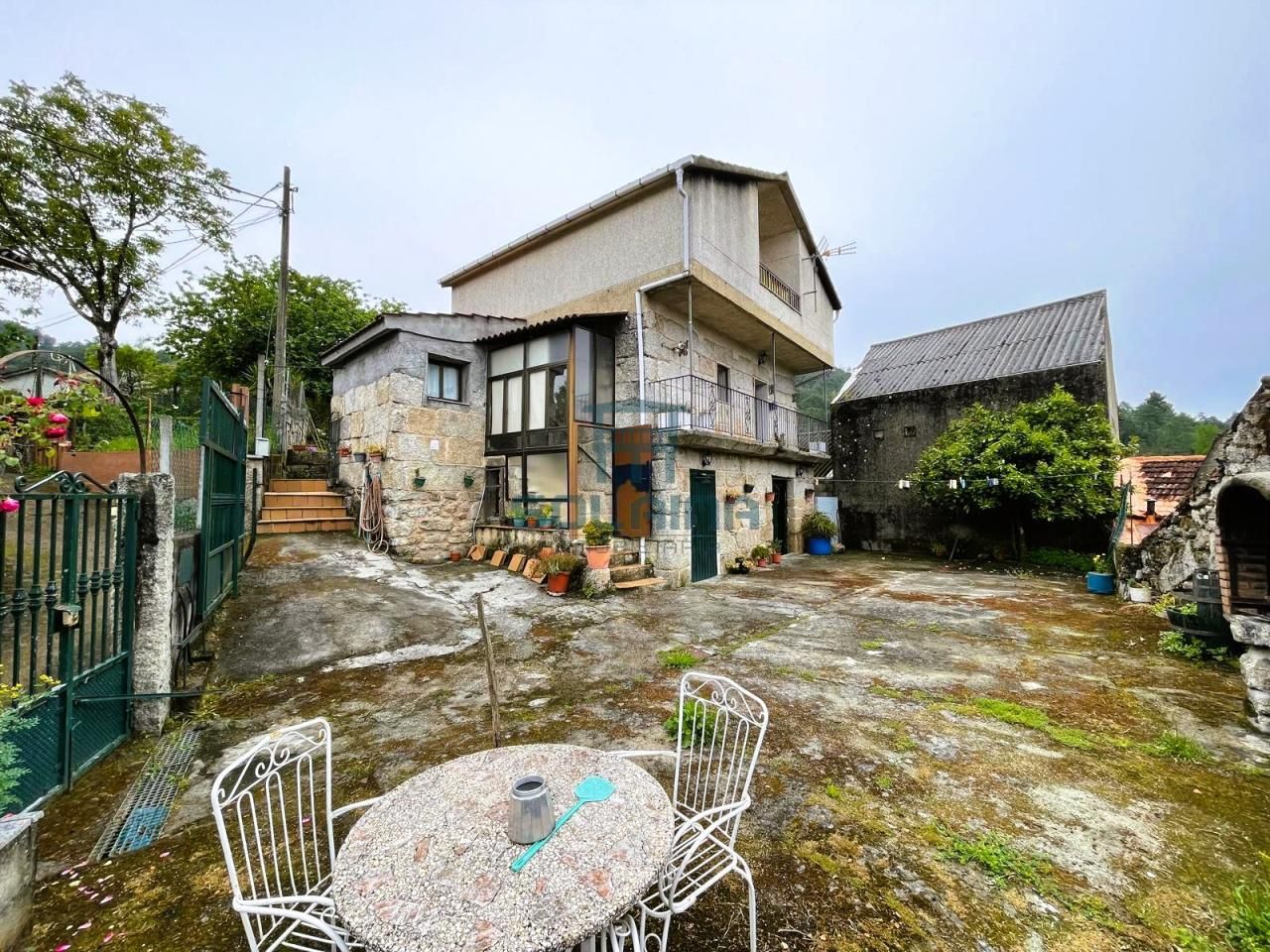 Exterior view of House or chalet for sale in Ribadavia  with Private garden