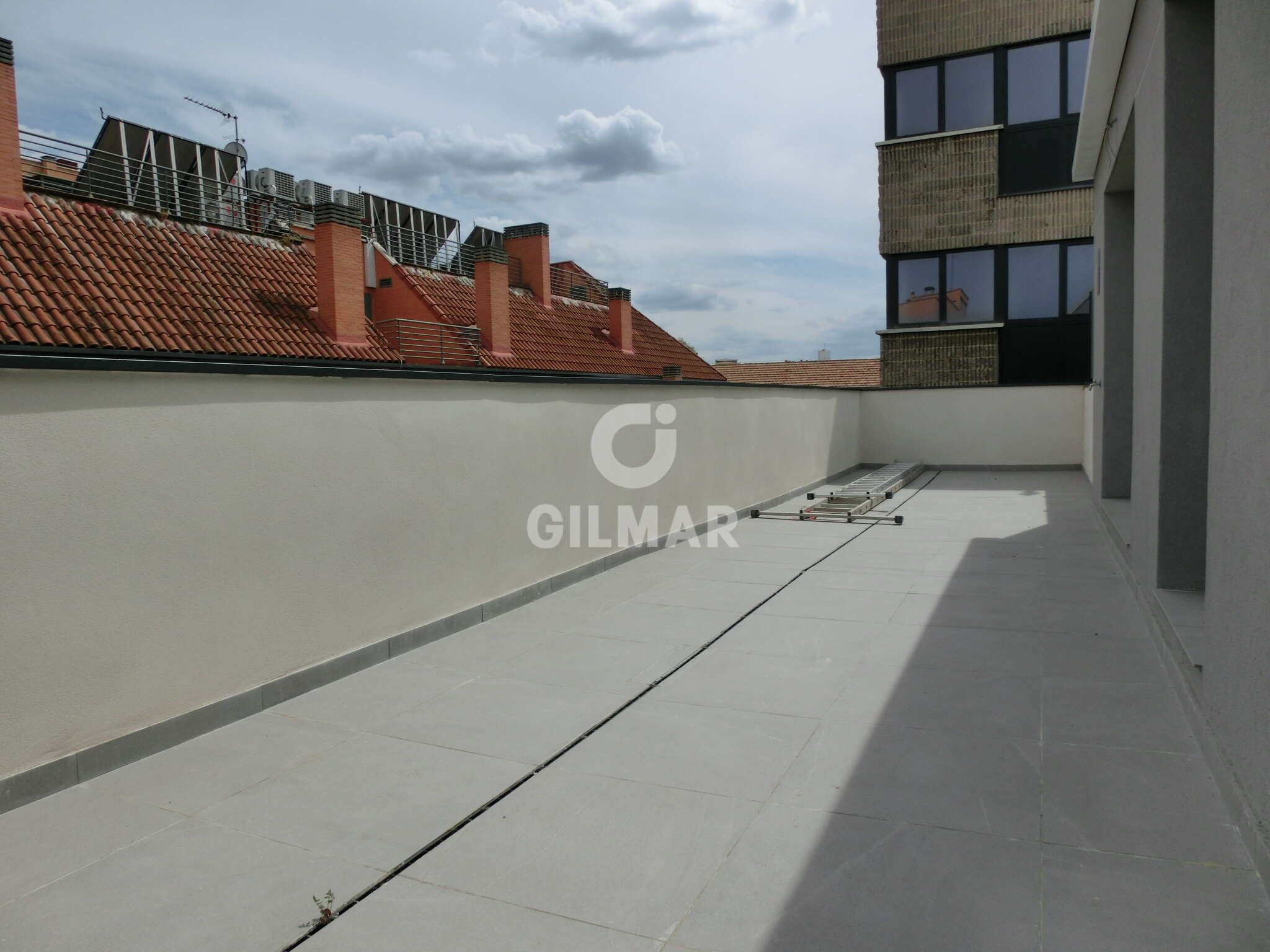 Terrassa de Àtic en venda en  Madrid Capital amb Calefacció, Jardí privat i Traster