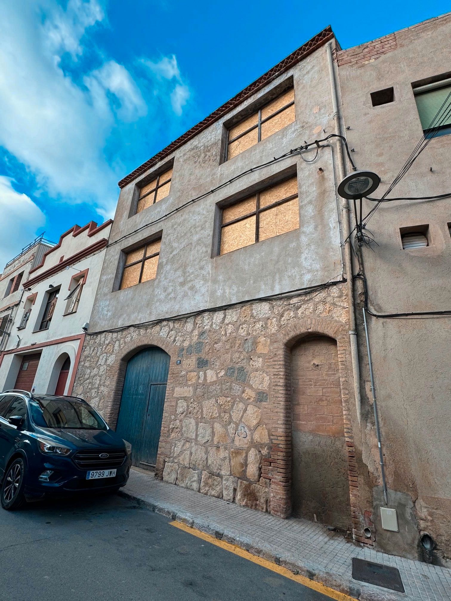 Exterior view of Single-family semi-detached for sale in L'Espluga de Francolí