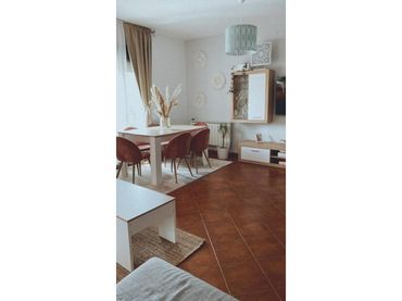 Appartamento con balcone in vendita a Baza