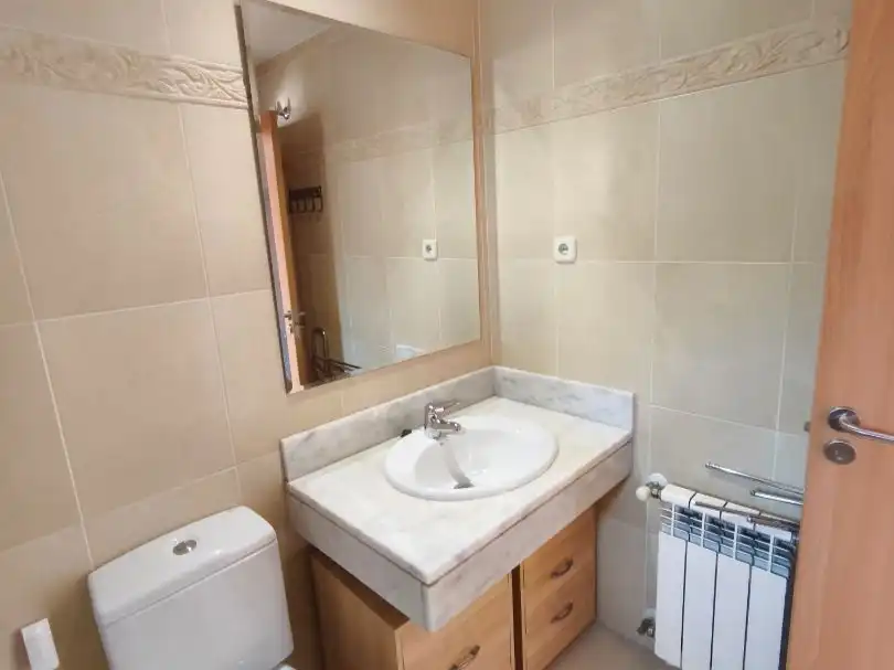Bathroom of Flat for rent in Urbanizaciones