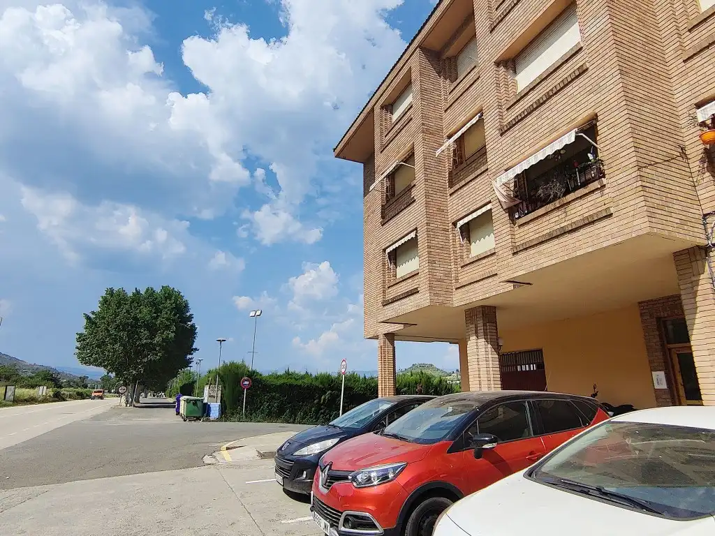 Vista exterior de Local en venta en Graus