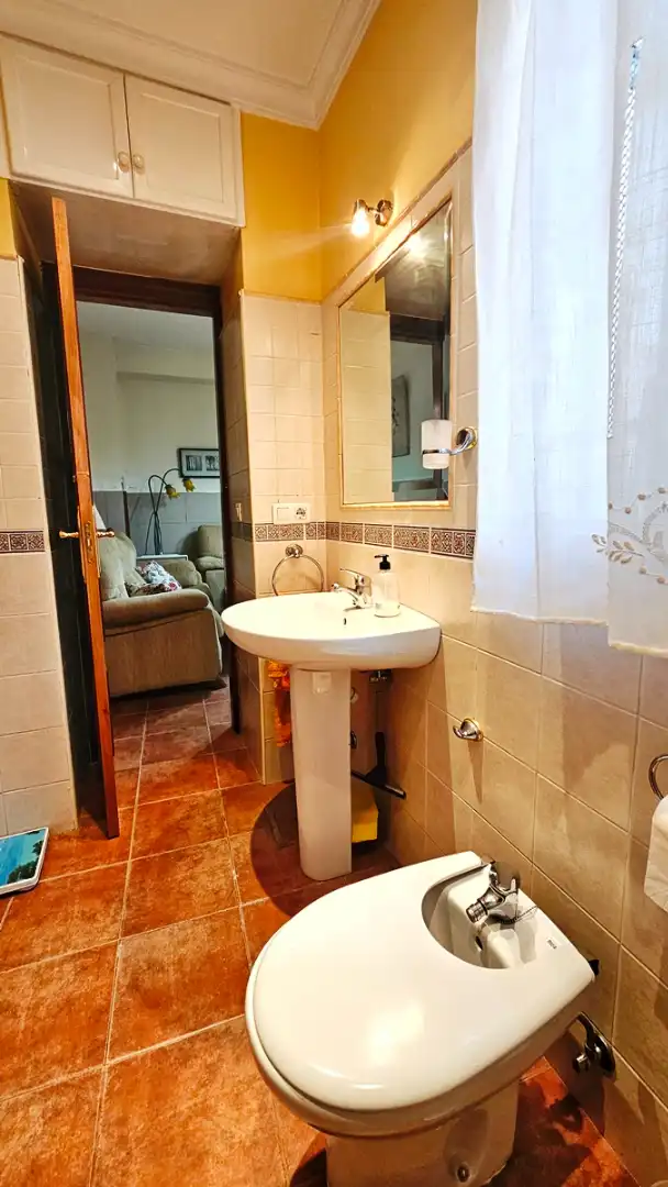 Badezimmer von Haus oder Chalet zum Verkauf in Cortegana mit Privatgarten und Abstellraum