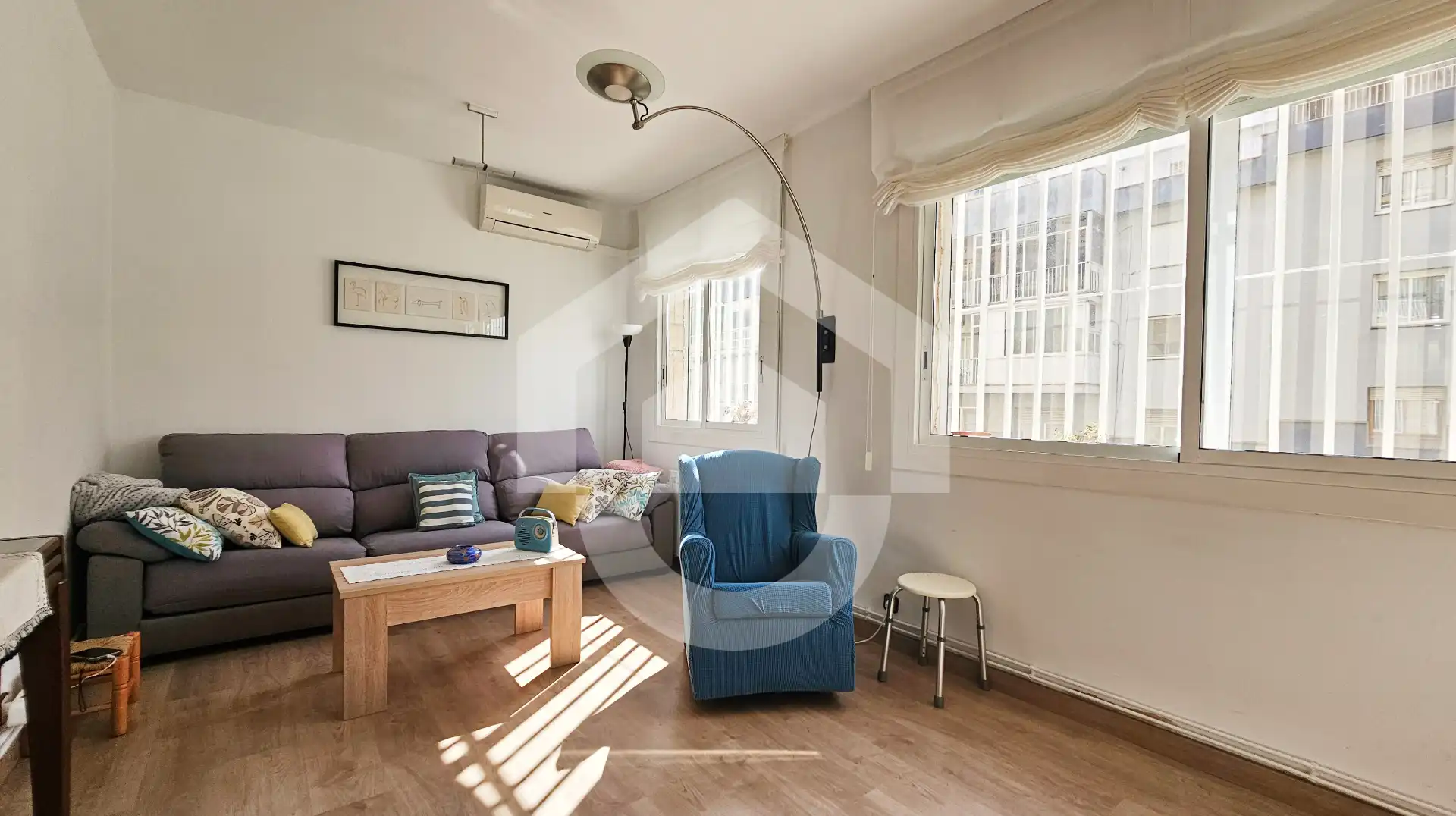 Sala d'estar de Planta baixa en venda en  Barcelona Capital amb Aire condicionat, Calefacció i Jardí privat