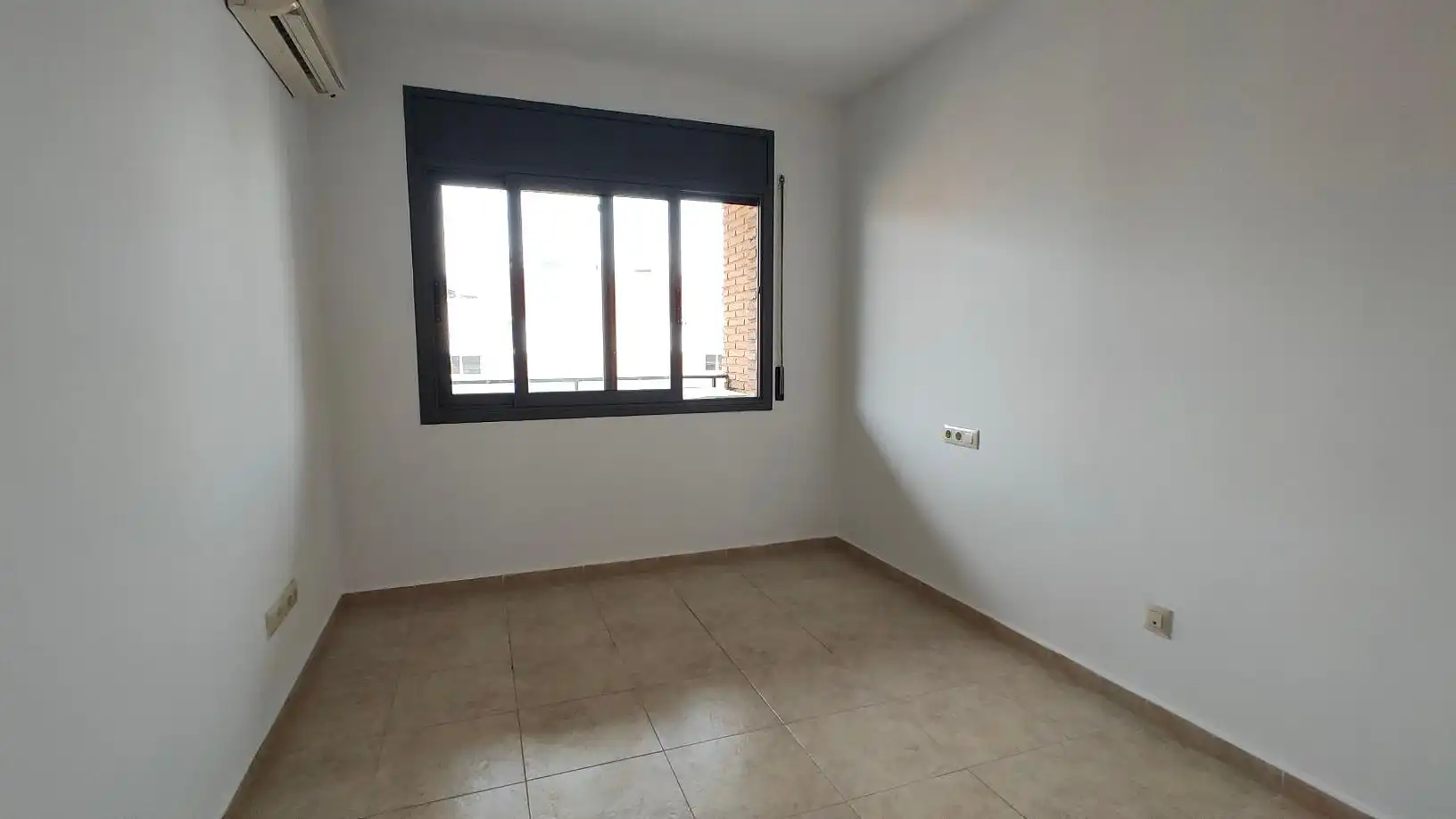 Duplex con terrazza in vendita a Carrer Cienfuegos, imagen 3
