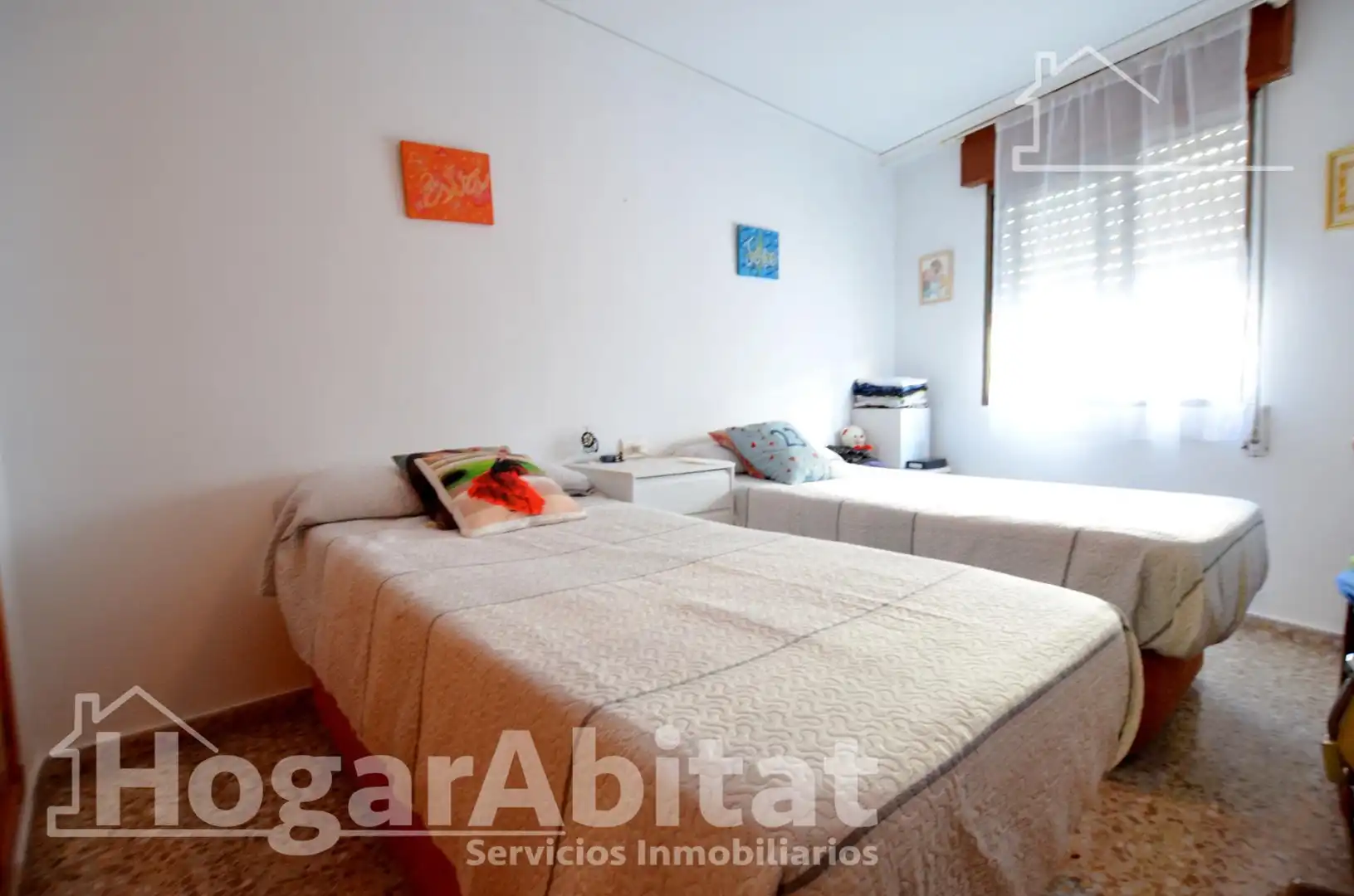 Schlafzimmer von Haus oder Chalet zum Verkauf in Oliva mit Terrasse, Abstellraum und Möbliert