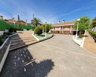 Vista exterior de Casa o xalet en venda en Caudete amb Aire condicionat, Calefacció i Jardí privat