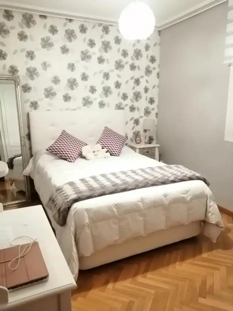 Dormitori de Casa o xalet en venda en San Fernando de Henares amb Aire condicionat i Balcó