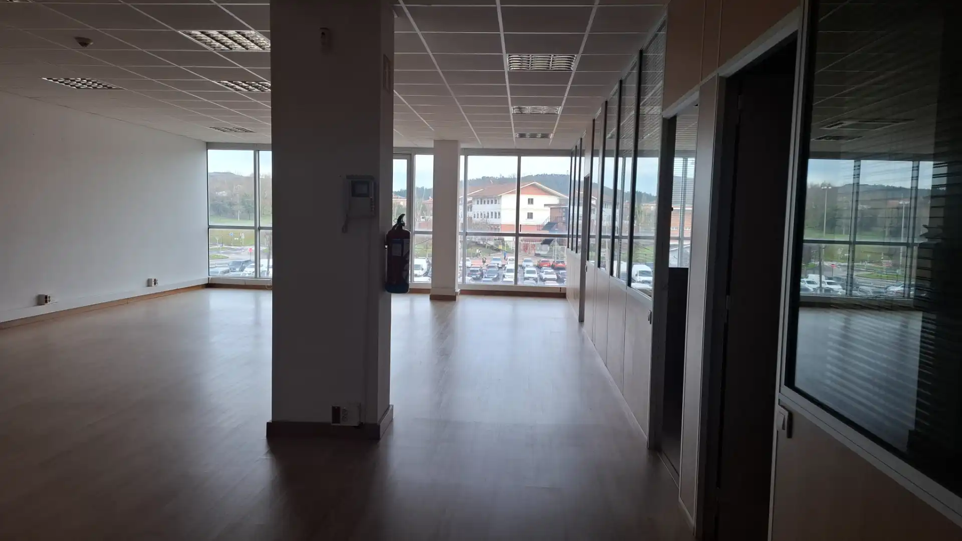 Bureau avec ascenseur à louer à Avenida Txorierri 9, imagen 5